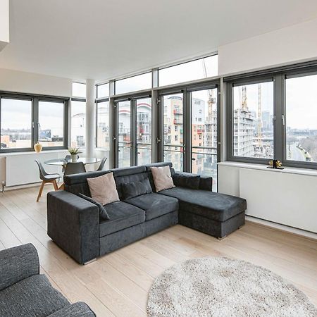 Beautiful Penthouse Apartment With Private Terrace In Greenwich Peninsula لندن المظهر الخارجي الصورة